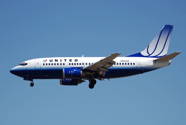 N927UA - Aircraft