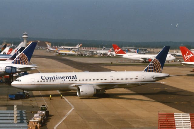 N78002 - Boeing