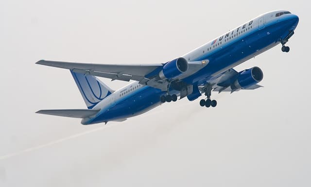 N654UA - Boeing