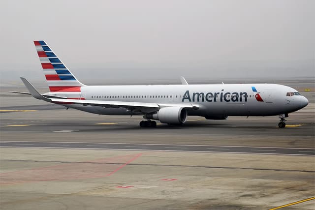 N394AN - Boeing