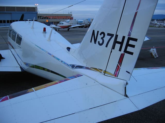 N37HE - Single-engine aircraft