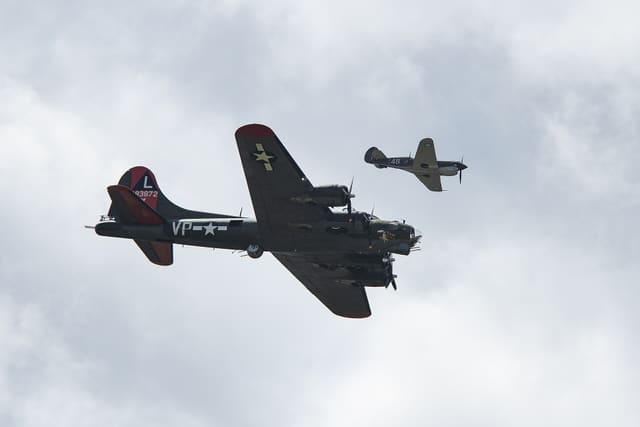 N1226N - Warbird
