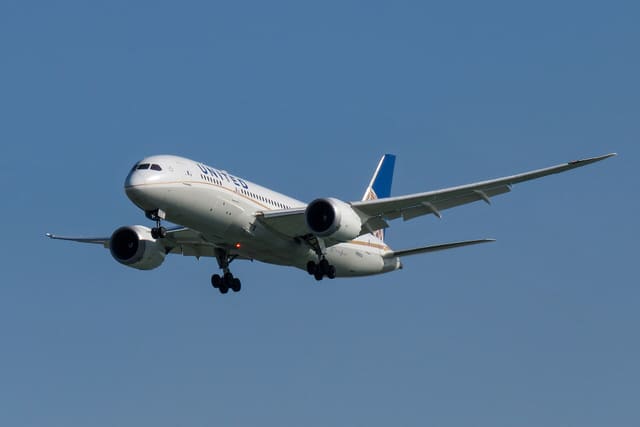 N26910 - Boeing