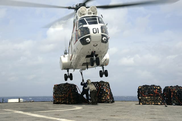 N330J - Helicopter