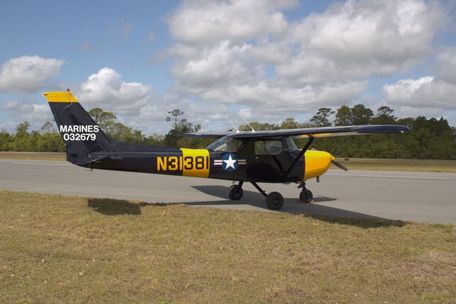 N31381 - Single-engine aircraft