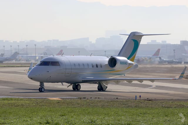 N818AC - Bombardier