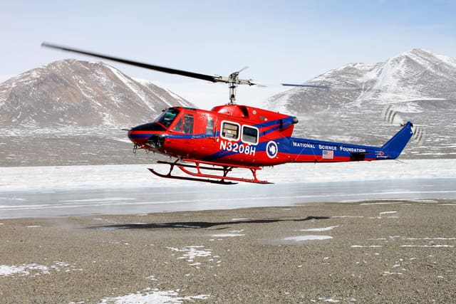 N3208H - Helicopter