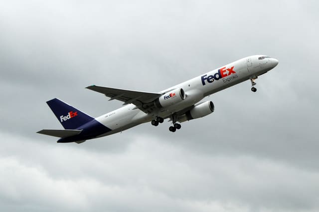 N917FD - Twin-engine aircraft