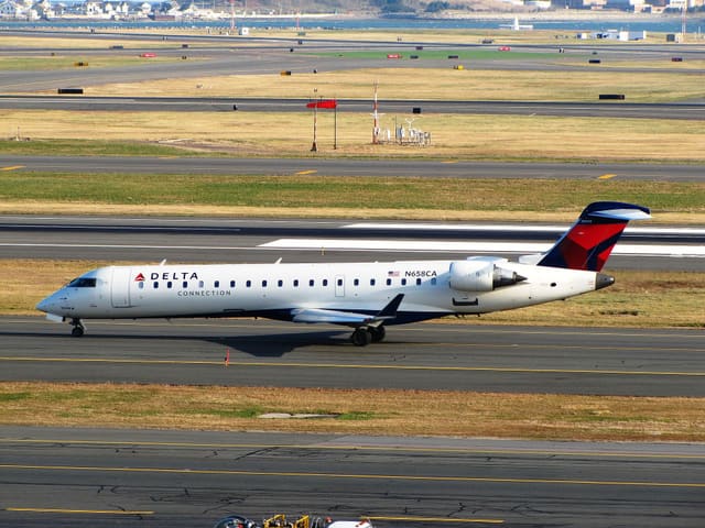 N658CA - Aircraft