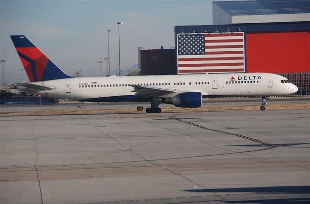 N698DL - Boeing