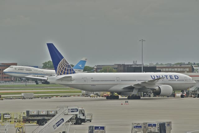 N785UA - Boeing