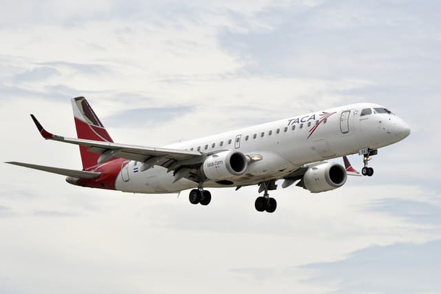 N983TA - Embraer