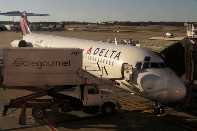 N999DN - Douglas