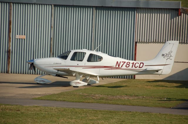 N781CD - Cirrus
