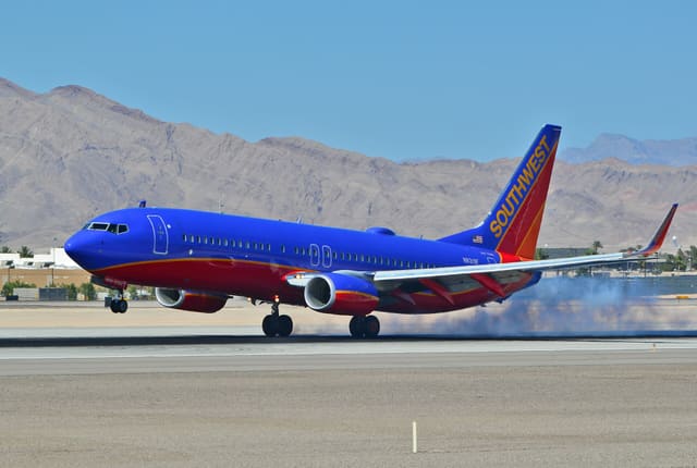 N8319F - Boeing