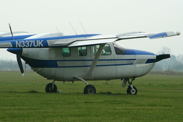 N337UK - Cessna