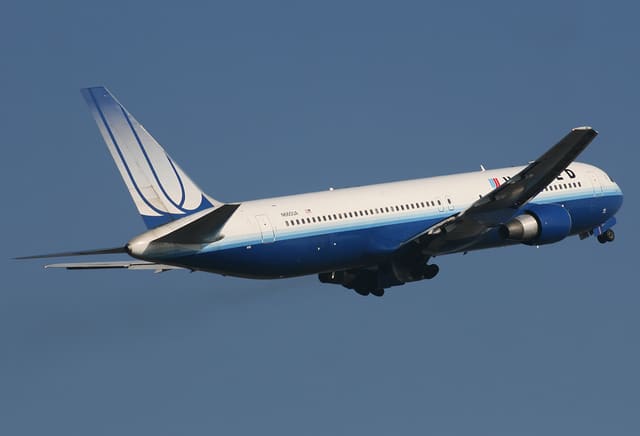N660UA - Boeing