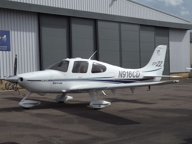 N916CD - Cirrus