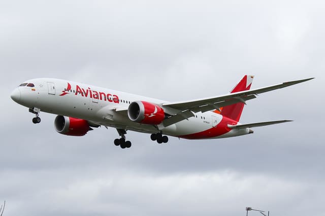 N786AV - Boeing