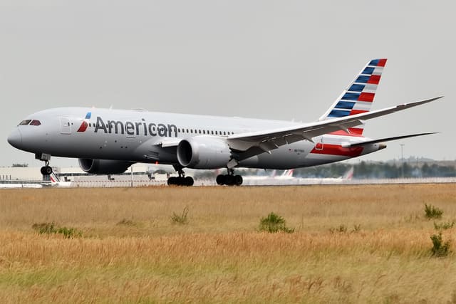 N879BH - Boeing