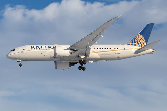 N26909 - Boeing