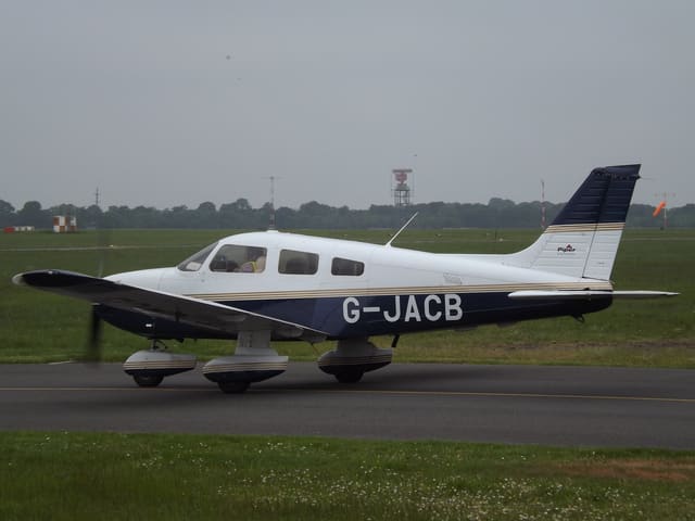 G-JACB - Piper