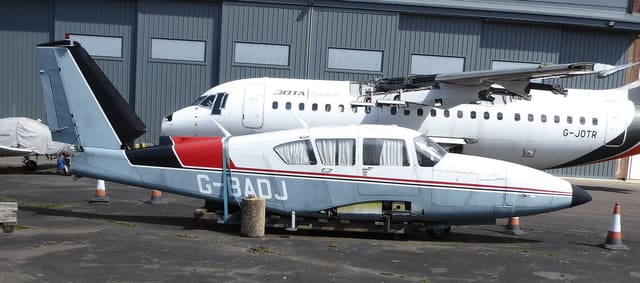 G-BADJ - Twin-engine aircraft