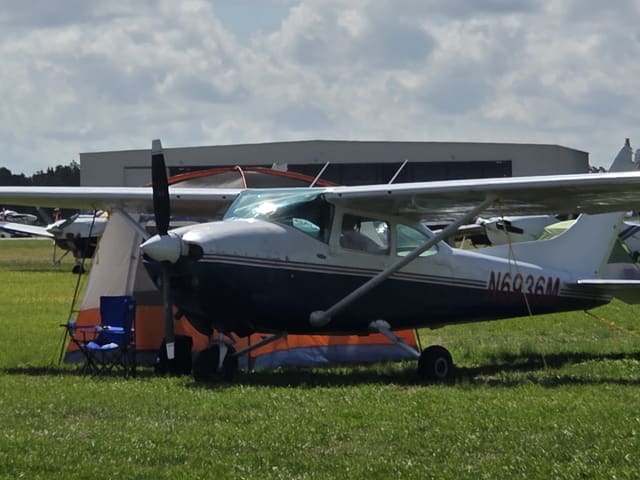 N6936M - Cessna 182P