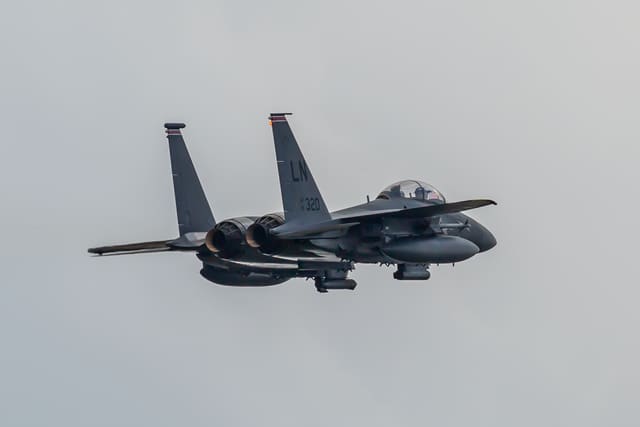  - Twin-engine aircraft