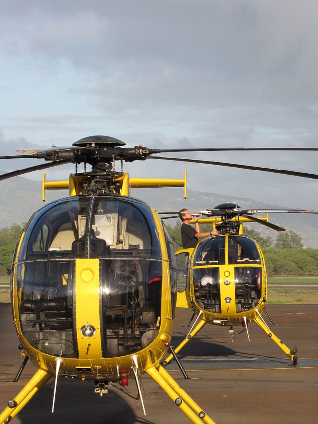 N58251 - Helicopter