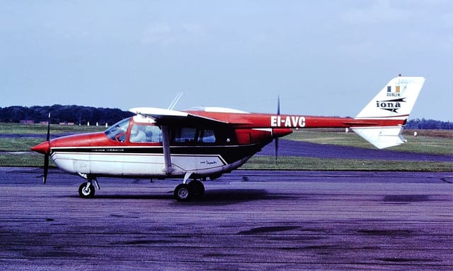 EI-AVC - Cessna