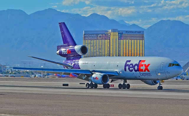 N320FE - Douglas