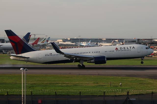 N1602 - Boeing