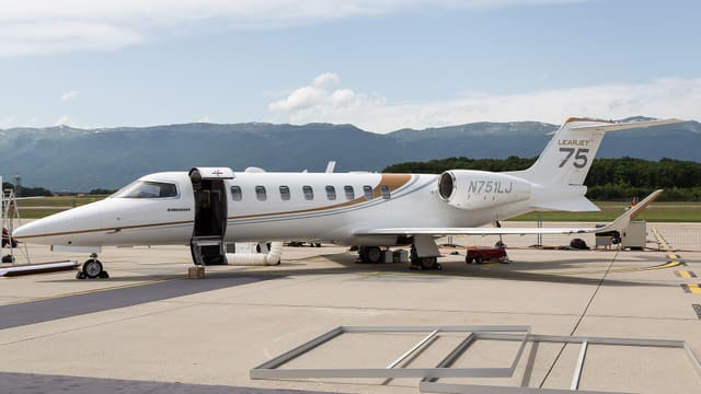 N751LJ - Bombardier