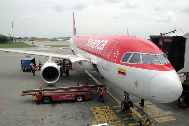 N939AV - Airbus