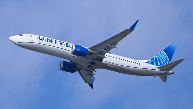 N77558 - Boeing