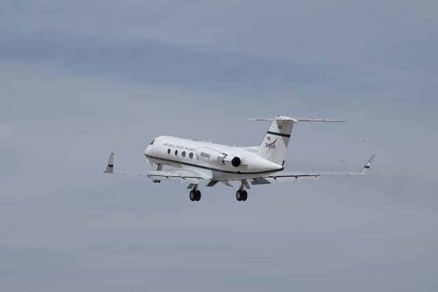 N808NA - Business jet