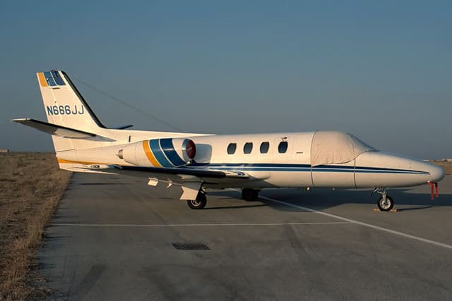 N666JJ - Business jet