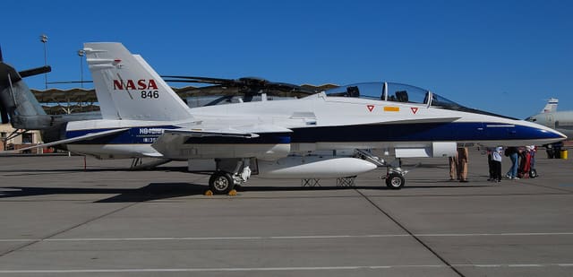 N846NA - Twin-engine aircraft