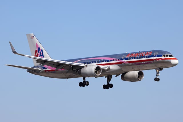 N664AA - Boeing