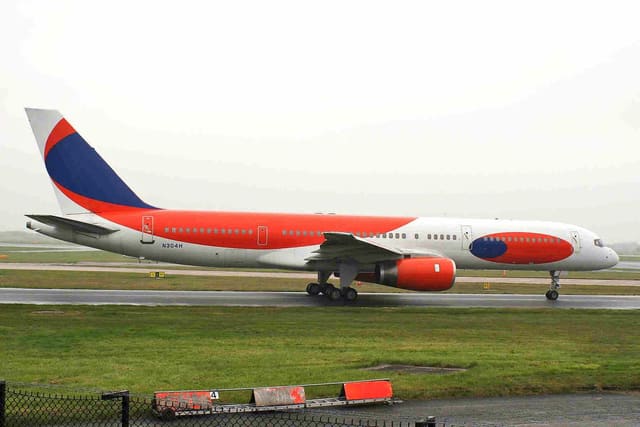 N304H - Twin-engine aircraft