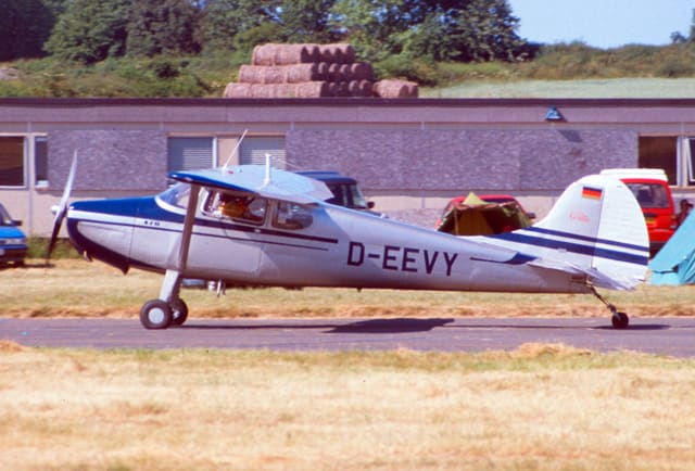 D-EEVY - Single-engine aircraft
