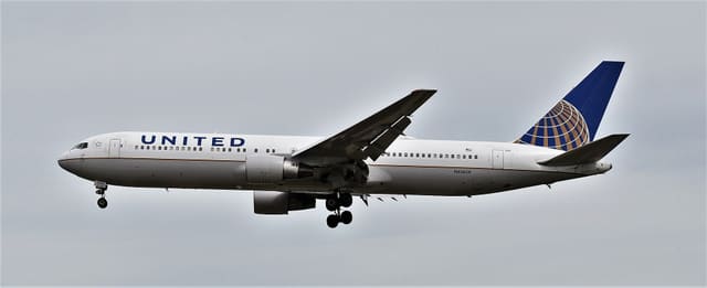 N656UA - Boeing
