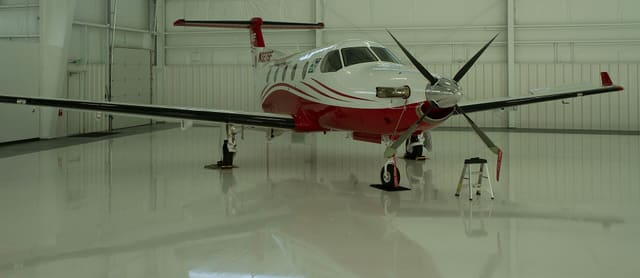 N327SF - Pilatus