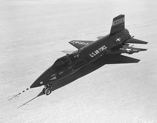  - Aircraft