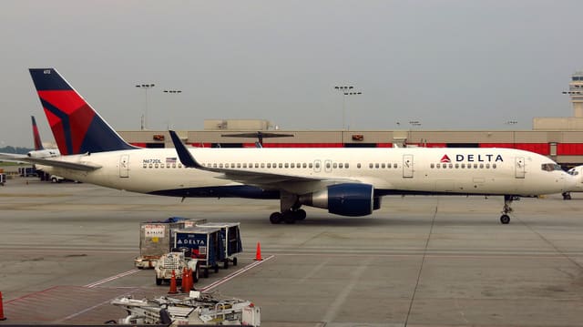 N672DL - Boeing