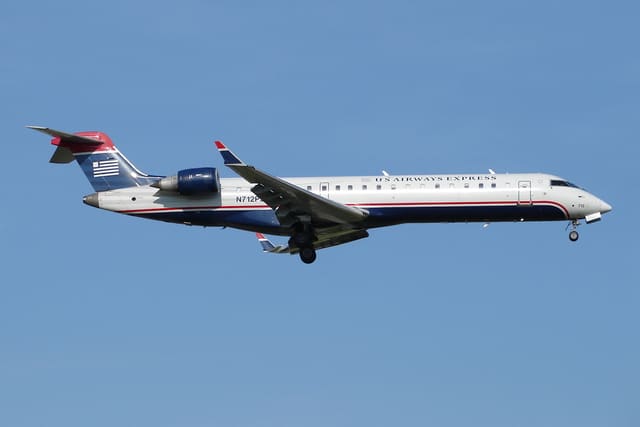 N712PS - Twin-engine aircraft