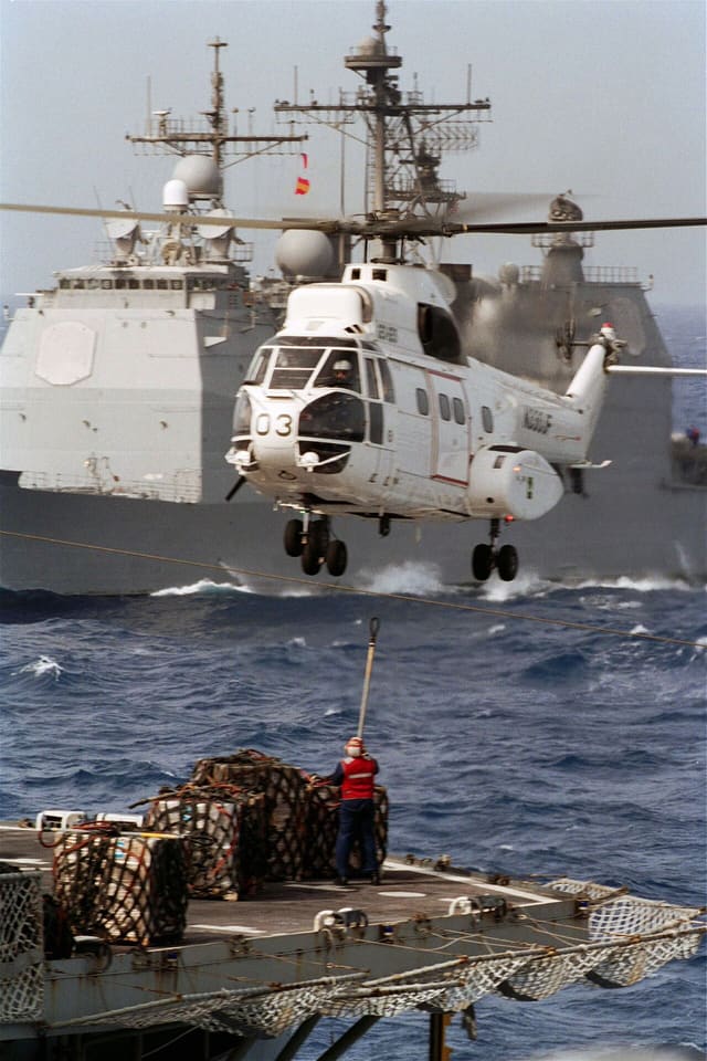 N330JF - Helicopter