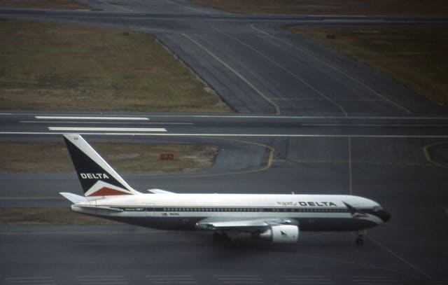 N102DA - Boeing