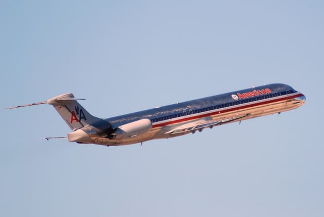 N9405TW - Douglas